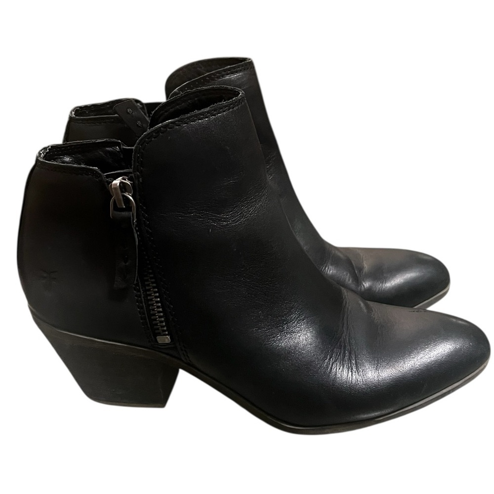 Frye Judith black leather double zip ankle boots